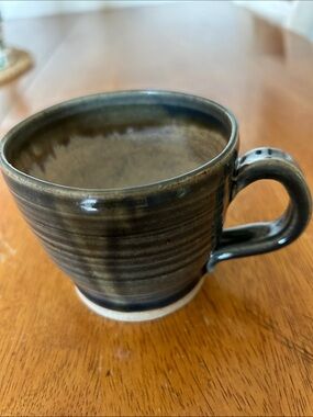 Handcrafted Stoneware Mug - 8oz